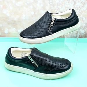 Brash Black laser cut slip on Zipper accents  7.5